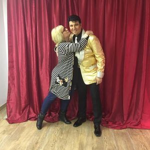 Meet your Posher, Chris